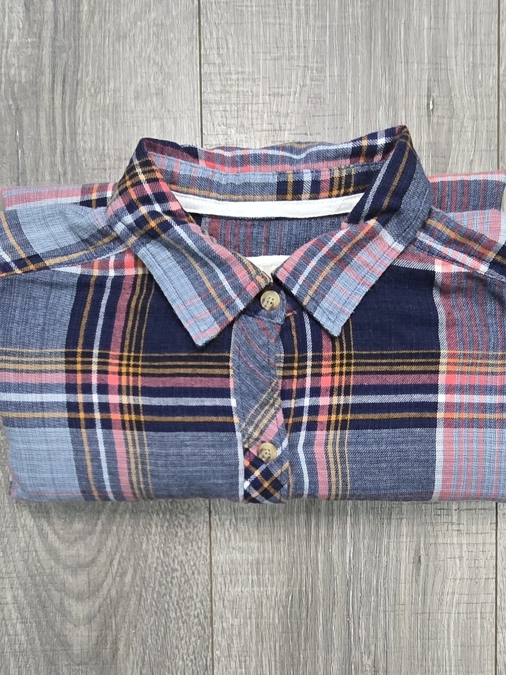 Abercrombie & Fitch Blue and Pink Plaid Button-Down Shirt. #502 - Picture 2 of 7